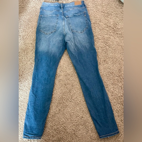 Aeropostale Super High Rise Curvy Jegging Distressed Denim Jeans Sz 8 R - Picture 2 of 5